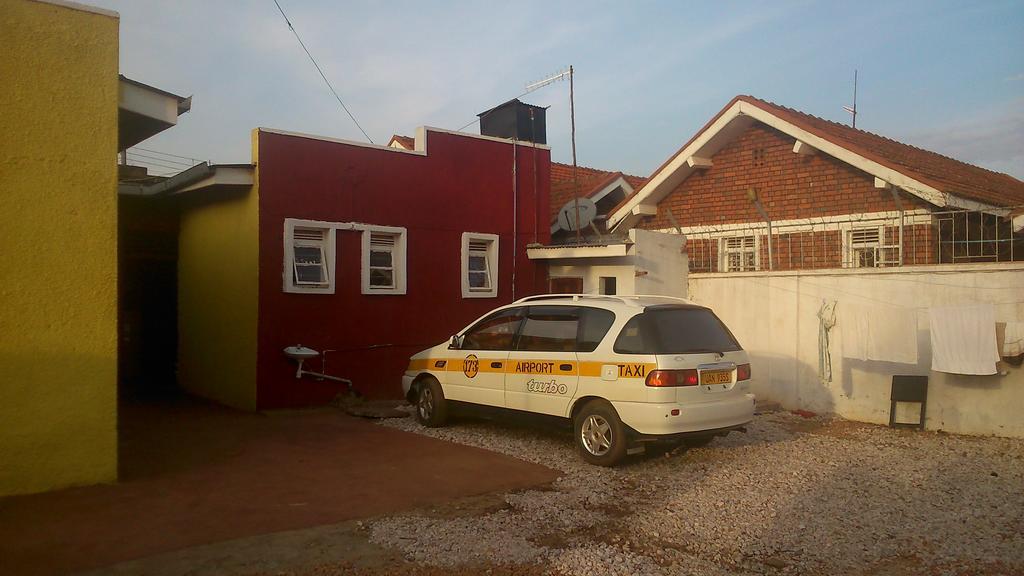 Citylink Hotell Jinja Eksteriør bilde